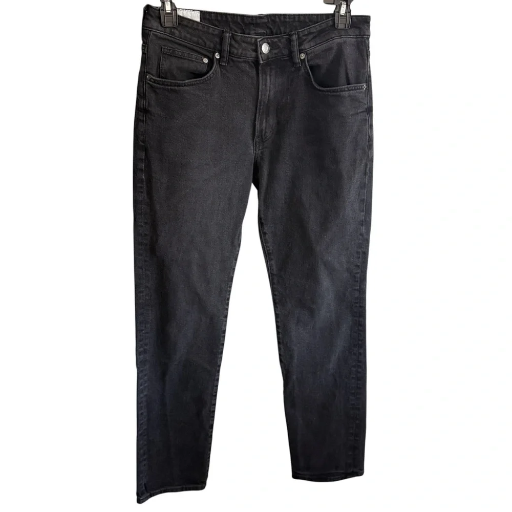 H&M Men's Regular Fit Coupe Standard Black Straight Leg Jeans, size 33/32